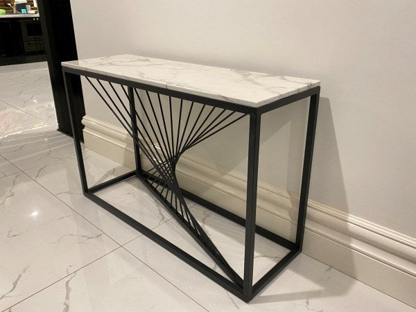 Bolkko Console Table